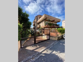 Box in Vendita a Anzio, zona Santa Teresa, 28'000€, 30 m², con Box