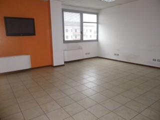 Ufficio in Affitto a Reggio Emilia, zona Mancasale, 1'700&euro;, 170 m²