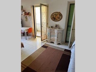 Monolocale in Vendita a Massa, zona Marina Di Massa, 130'000€, 52 m², arredato