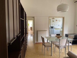 Appartamento in Affitto a Pietrasanta, 1'300€, 110 m², arredato