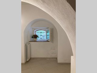 Ufficio in Vendita a Calci, 65'000€, 60 m²