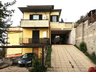 Trilocale in Vendita a Sezze, 79'000&euro;, 90 m²