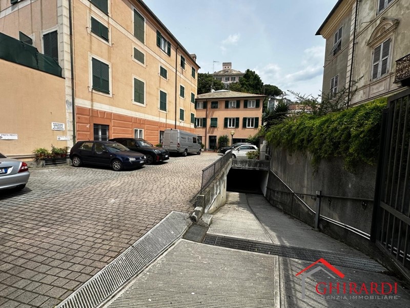 Box in Vendita a Genova, 53'000€, 23 m², con Box