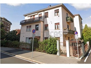 Trilocale in Vendita a Bergamo, 195'000€, 85 m²