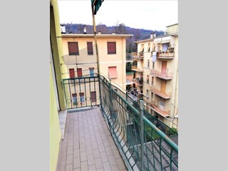 Appartamento in Vendita a Rapallo, zona GOLF, 128'000€, 75 m², arredato