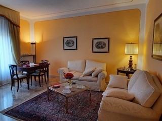 Appartamento in Vendita a Castelfranco di Sotto, 148'000€, 130 m², arredato, con Box