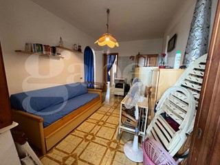 Quadrilocale in Vendita a Scalea, 95'000€, 70 m², arredato