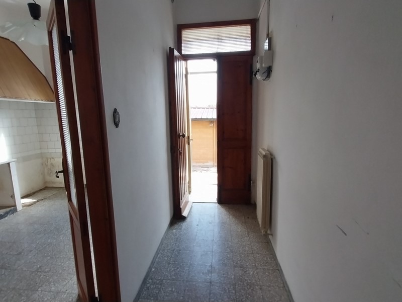 Trilocale in Vendita a Ameglia, zona Fiumaretta, 160'000&euro;, 66 m²