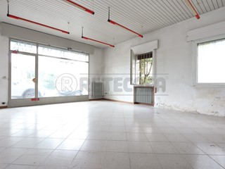 Immobile commerciale in Vendita a Vicenza, 155'000€, 77 m²
