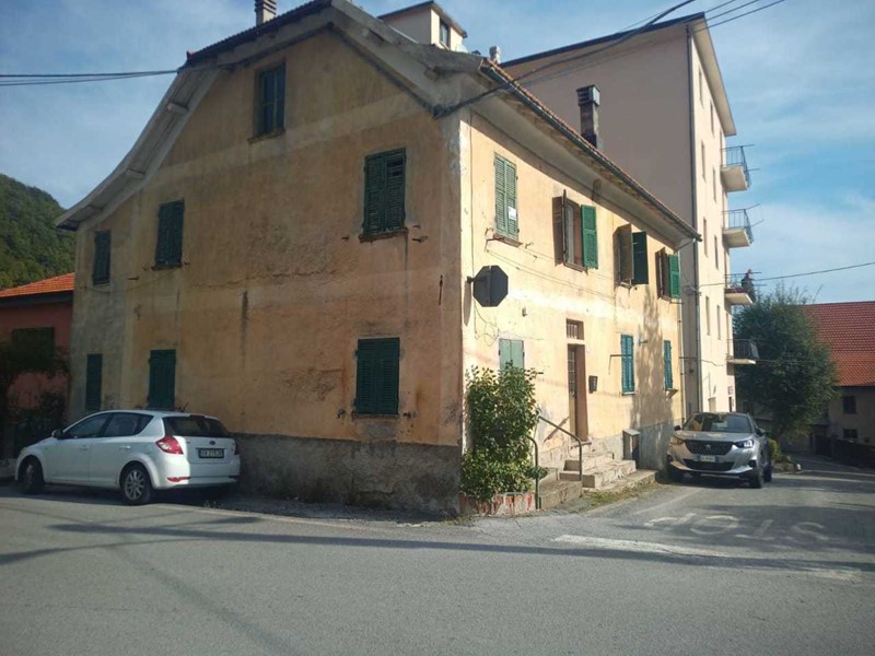 Bilocale in Vendita a Urbe, 15'000€, 25 m²