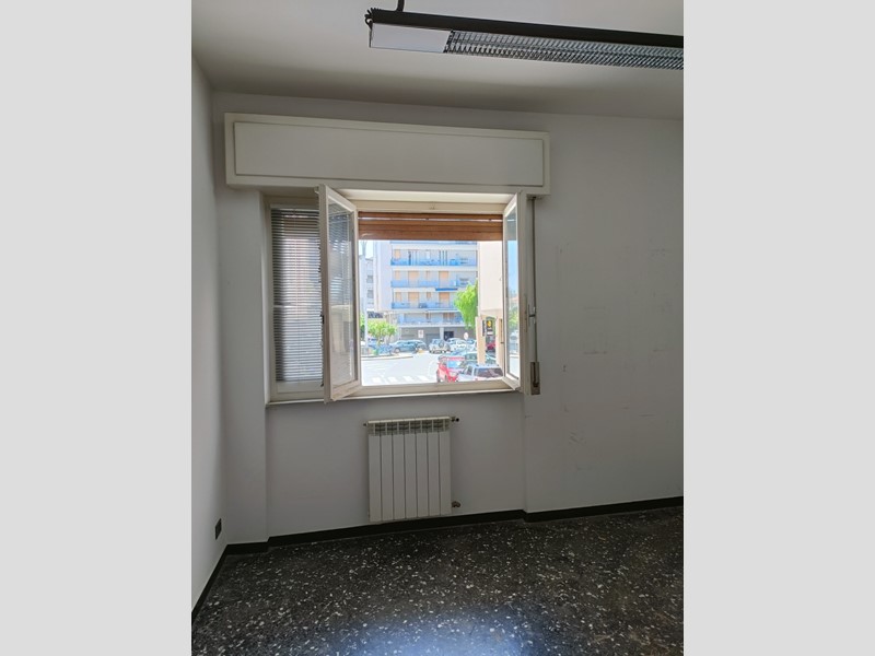 Appartamento in Vendita a Albissola Marina, 195'000€, 100 m²