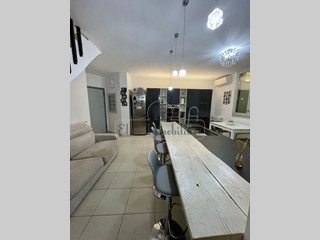 Appartamento in Vendita a Viareggio, 620'000€, 130 m²