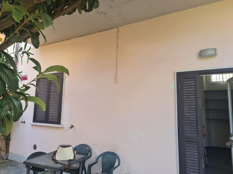 Casa Semi Indipendente in Vendita a Carrara, zona Marina di Carrara, 420'000€, 115 m², arredato