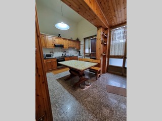 Casa Indipendente in Vendita a Viareggio, zona Centro, 500'000€, 210 m²