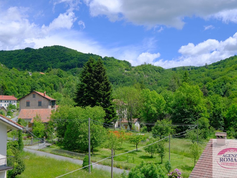 Trilocale in Vendita a Urbe, 26'000€, 90 m²