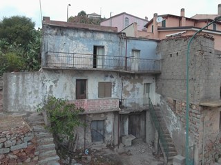 Casa Indipendente in Vendita a Loceri, zona B, 48'000€, 150 m²