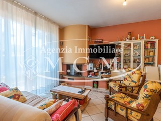 Casa Semi Indipendente in Vendita a Santa Maria a Monte, zona Montecalvoli Basso, 215'000€, 110 m²
