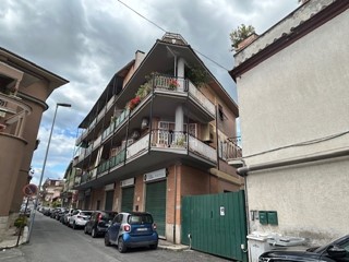 Bilocale in Vendita a Guidonia Montecelio, zona Guidonia, 85'000€, 50 m²