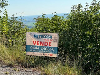 Terreno agricolo in Vendita a Castegnero, 20'000&euro;, 10806 m²