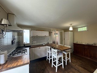 Casa Indipendente in Affitto a Forte dei Marmi, 6'000€, 65 m², arredato