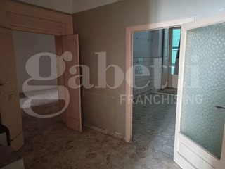 Casa Indipendente in Vendita a Canosa di Puglia, 253 m²