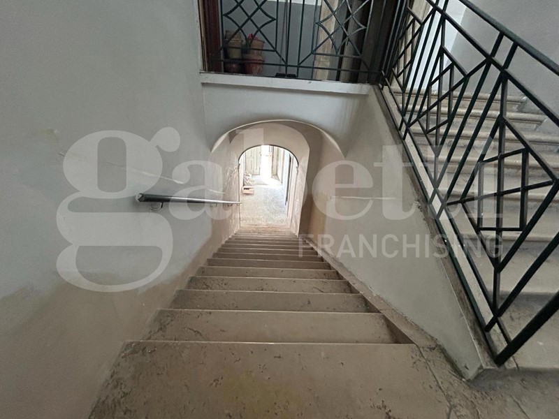 Casa Indipendente in Vendita a Canosa di Puglia, 253 m²