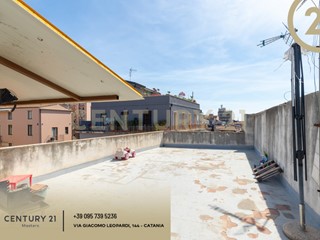 Trilocale in Vendita a Catania, 73'000&euro;, 95 m²