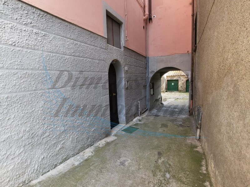 Bilocale in Vendita a Riparbella, 60'000€, 55 m²
