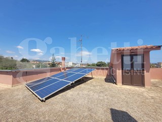 Villa in Vendita a Siracusa, 265'000&euro;, 138 m²