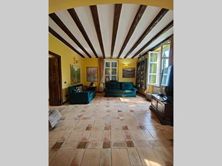 Casa Semi Indipendente in Vendita a Aulla, 295'000€, 250 m²