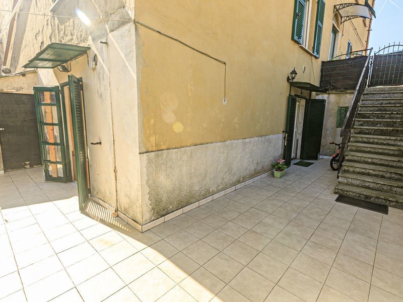 Appartamento in Vendita a Genova, 48'000€, 66 m²