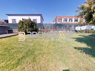 Appartamento in Vendita a Massa, 175'000&euro;, 179 m², arredato, con Box