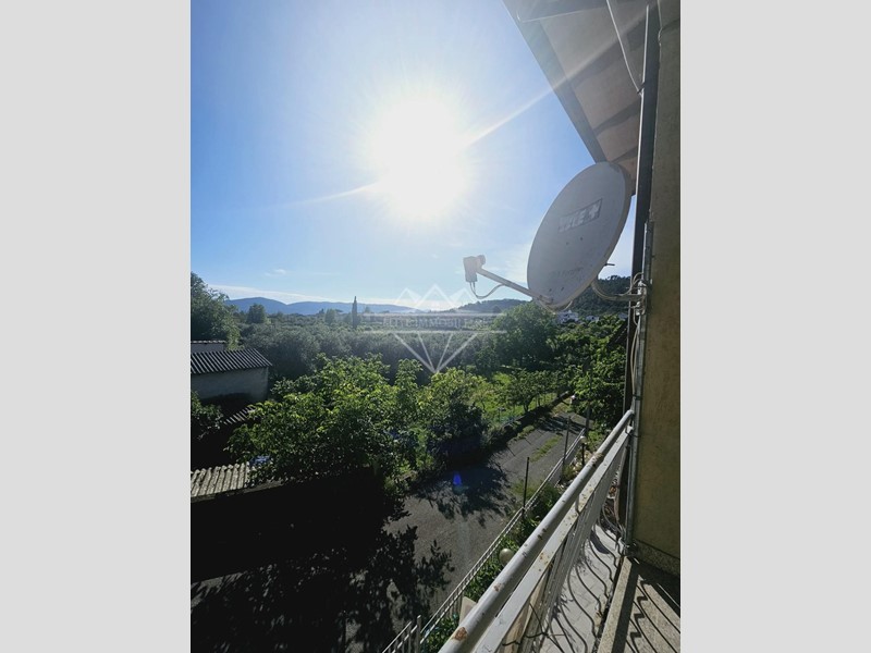 Villa bifamiliare in Vendita a Luni, zona Casano, 104'000€, 92 m²