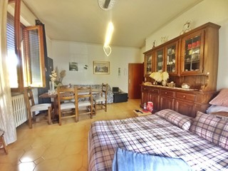 Quadrilocale in Vendita a Castelfiorentino, 170'000€, 121 m², con Box