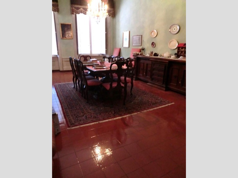 Appartamento in Vendita a Lucca, 1'200'000&euro;, 350 m²