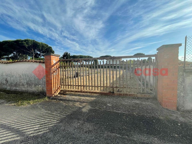Terreno agricolo in Vendita a Terracina, 79'000€, 1450 m²