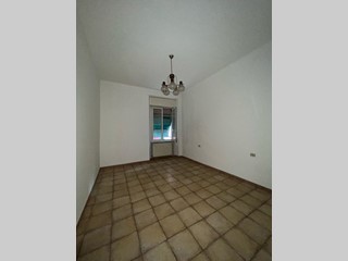 Appartamento in Vendita a Aulla, 89'000€, 105 m²