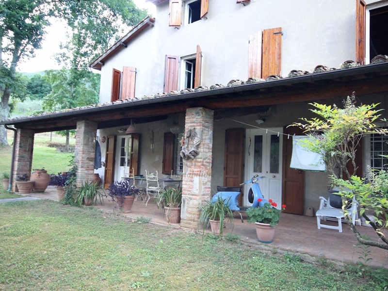 Casale in Vendita a Capannori, zona Sud, 450'000€, 165 m²