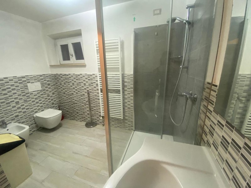 Appartamento in Vendita a San Marcello, 165'000€, 250 m²