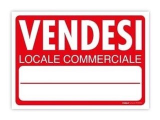 Negozio in Vendita a Massa, 70'000&euro;, 52 m²