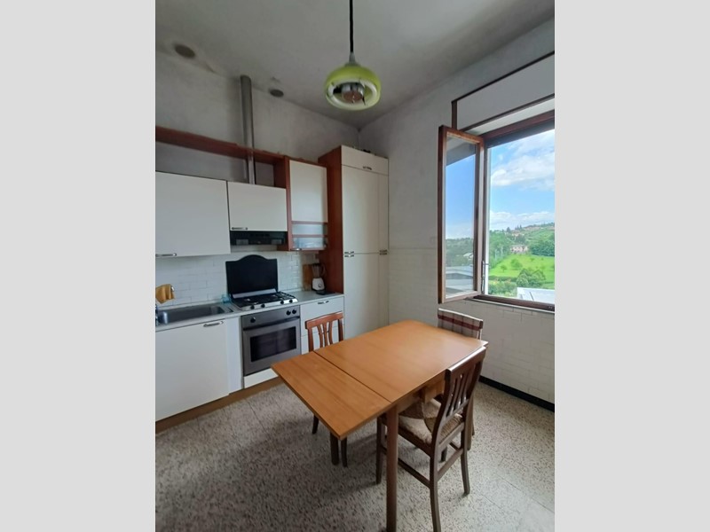 Appartamento in Vendita a Siena, 320'000€, 110 m², arredato