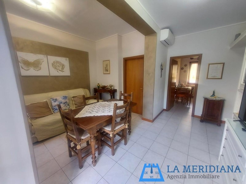 Quadrilocale in Vendita a Lamporecchio, 130'000€, 95 m², con Box