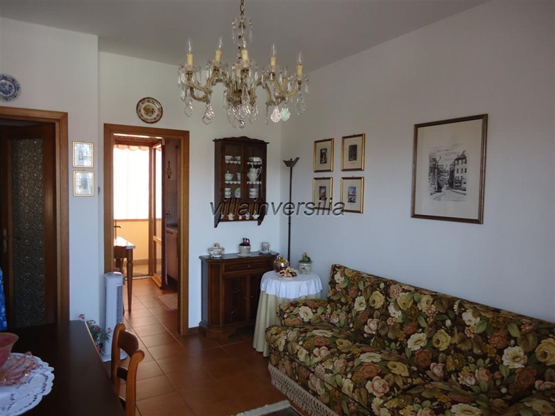Trilocale in Vendita a Viareggio, zona Torre Del Lago Puccini, 165'000€, 55 m², arredato