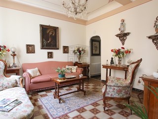 Quadrilocale in Vendita a Lucca, zona Centro storico, 420'000&euro;, 130 m²