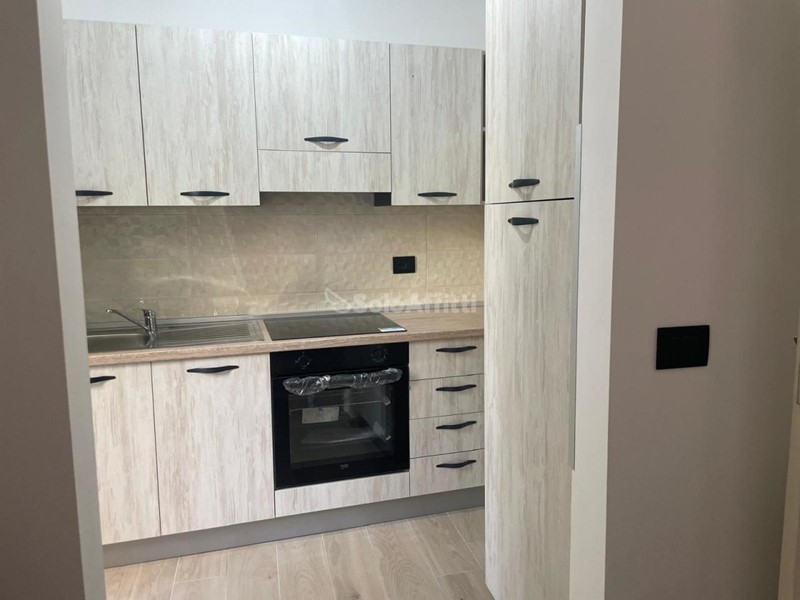 Quadrilocale in Affitto a Reggio Calabria, zona Ospedale, 500€, 90 m², arredato