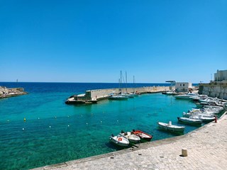 Quadrilocale in Vendita a Specchia, zona Centro, 135'000€, 150 m², arredato