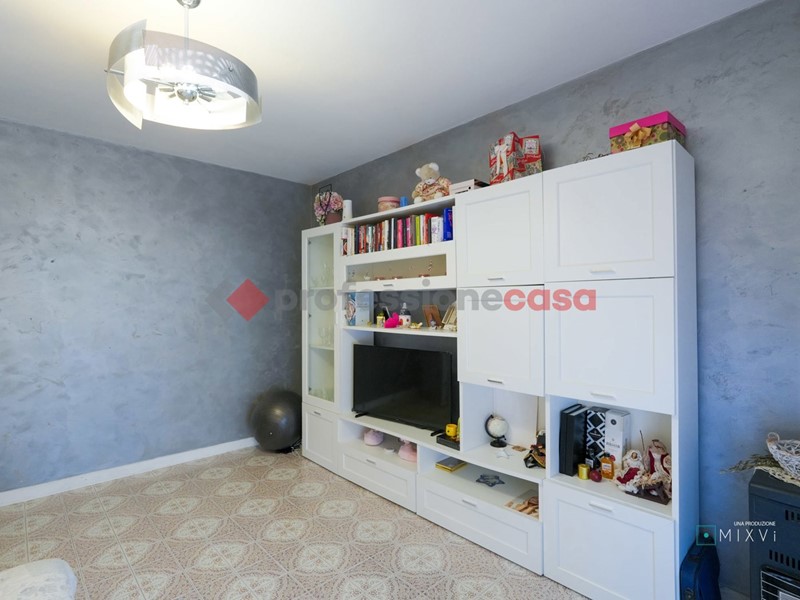 Villa in Vendita a Roccadaspide, 80'000€, 149 m²