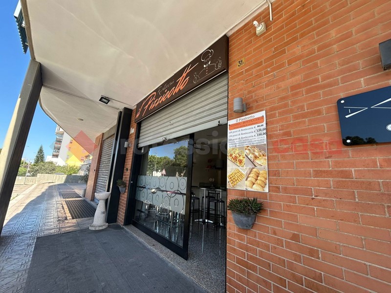 Negozio in Vendita a Bari, 125'000€, 60 m²