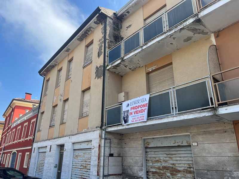 Casa Indipendente in Vendita a Finale Emilia, 179'000€, 450 m²