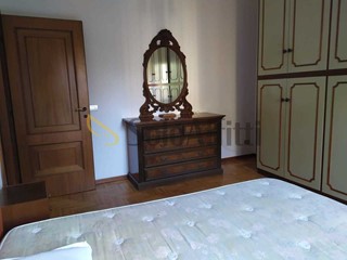 Stanza in Affitto a Modena, 280&euro;, 95 m², arredato